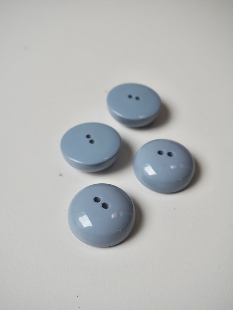 Pale Blue Dome Buttons 28mm/44L
