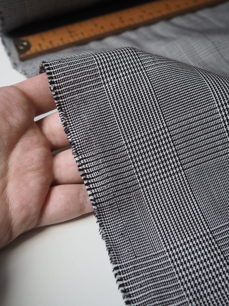 Monochrome Cotton/Viscose Check