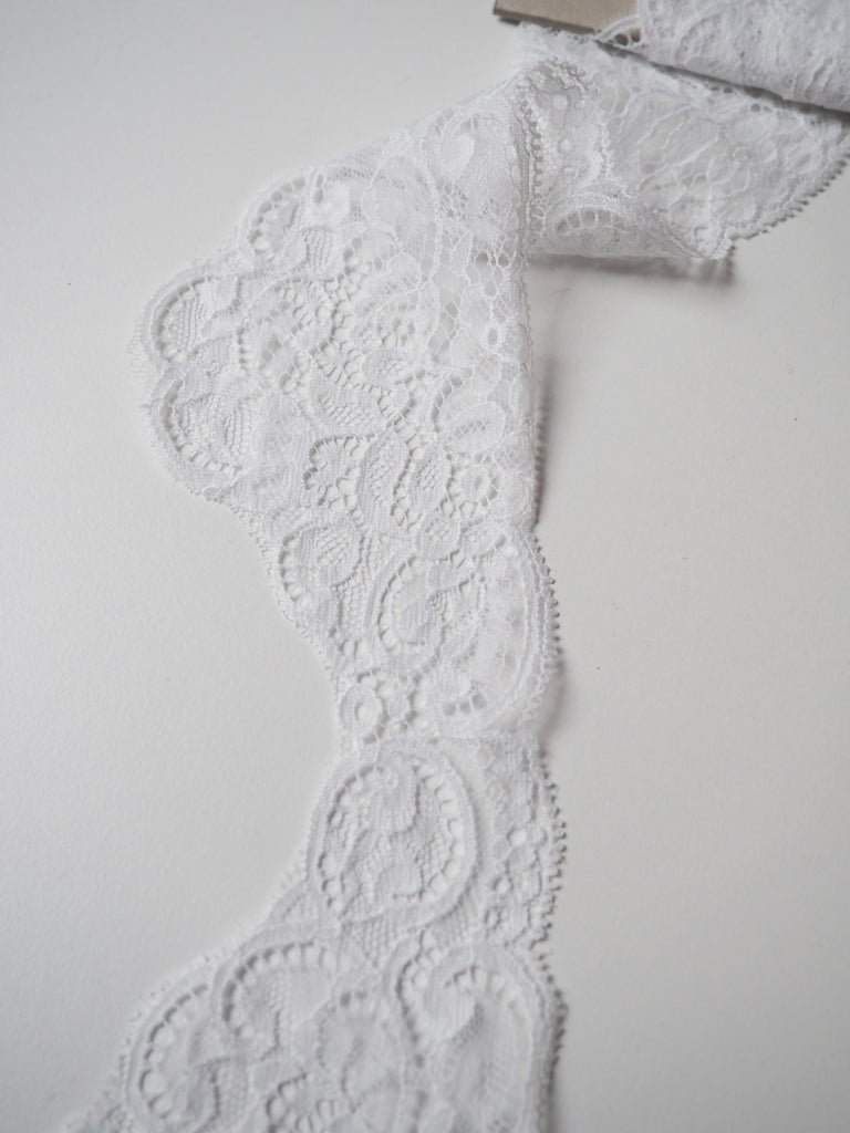 White Drop Scallop Lace Trim 8.5cm