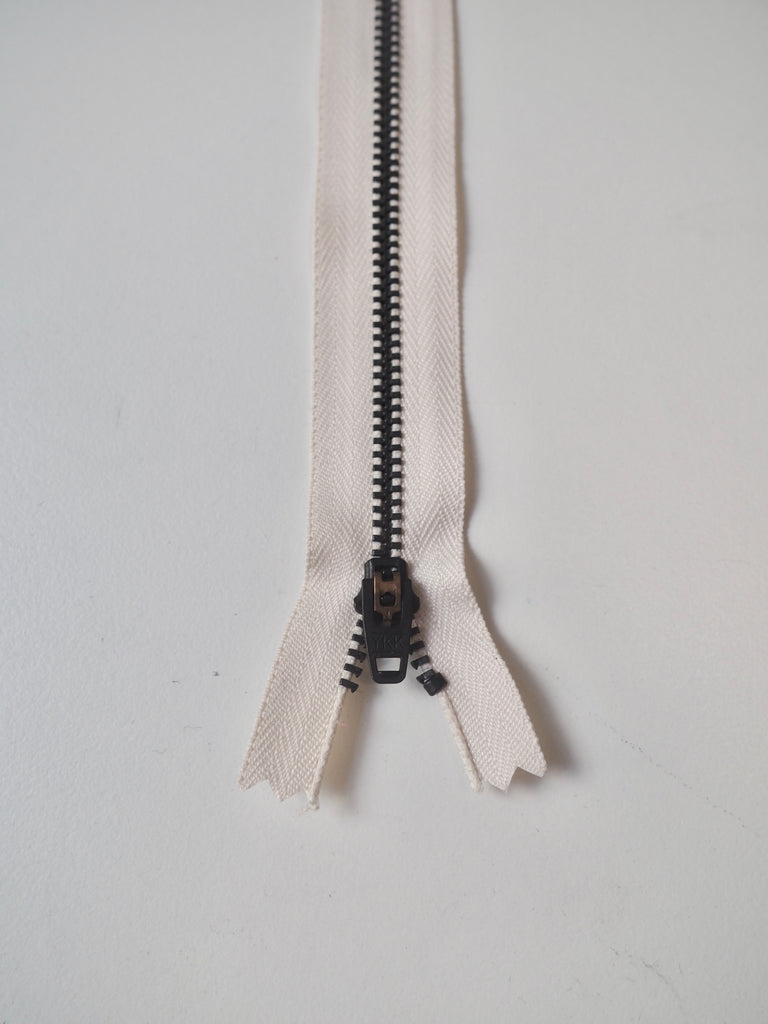 YKK 16cm/6in Narrow Metal Teeth Jeans Zips