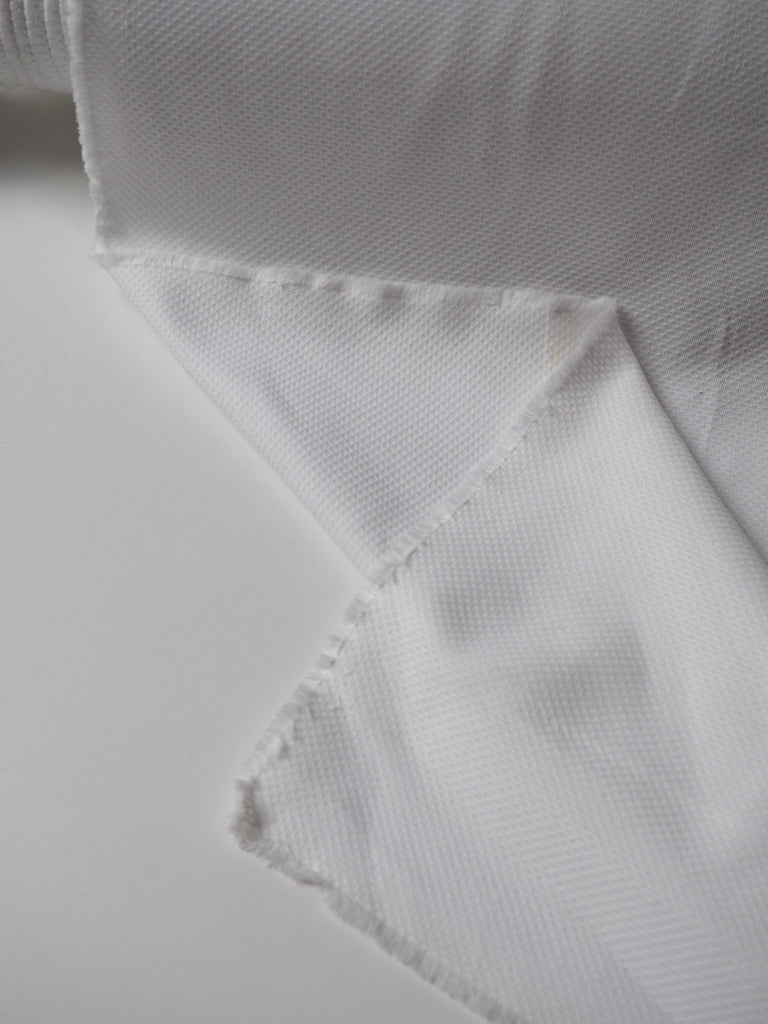 White Tuxedo Comb Cotton