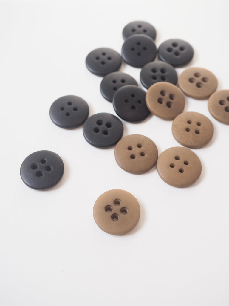 FOLK Corozo Buttons 18mm/28L