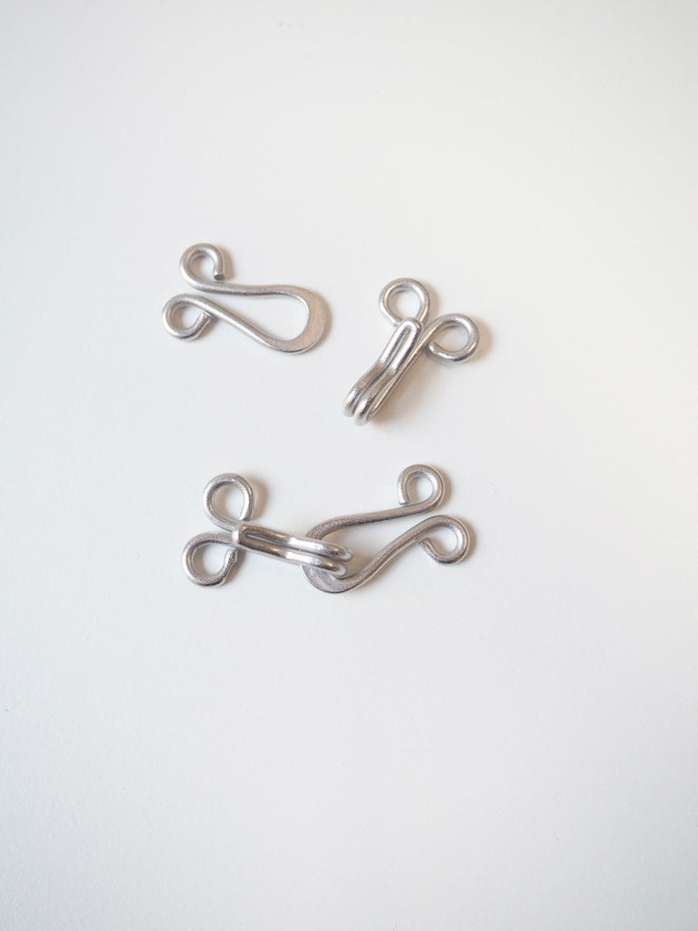 Silver Metal Hook + Eye