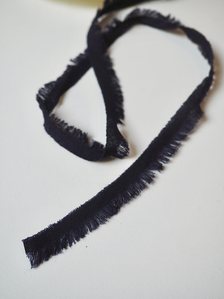 Dark Navy Fringe Trim 15mm