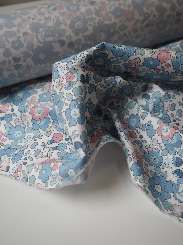 Liberty Blue Betsy Cotton Twill