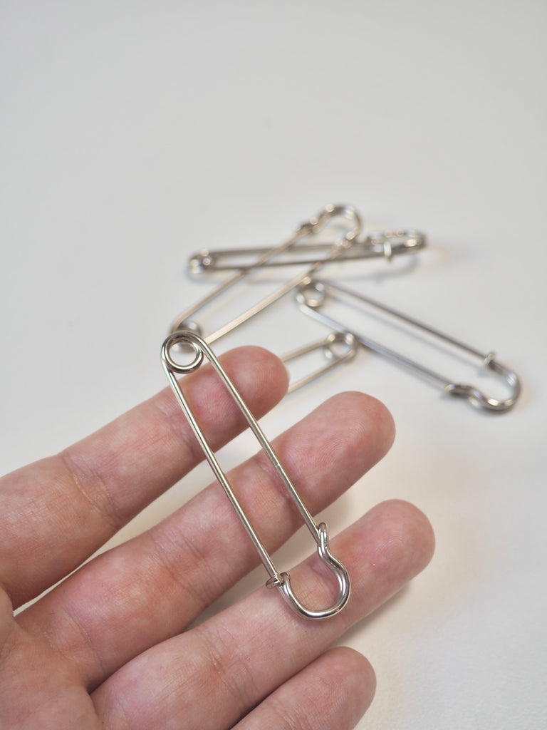 Silver Pin Fastening 62mm