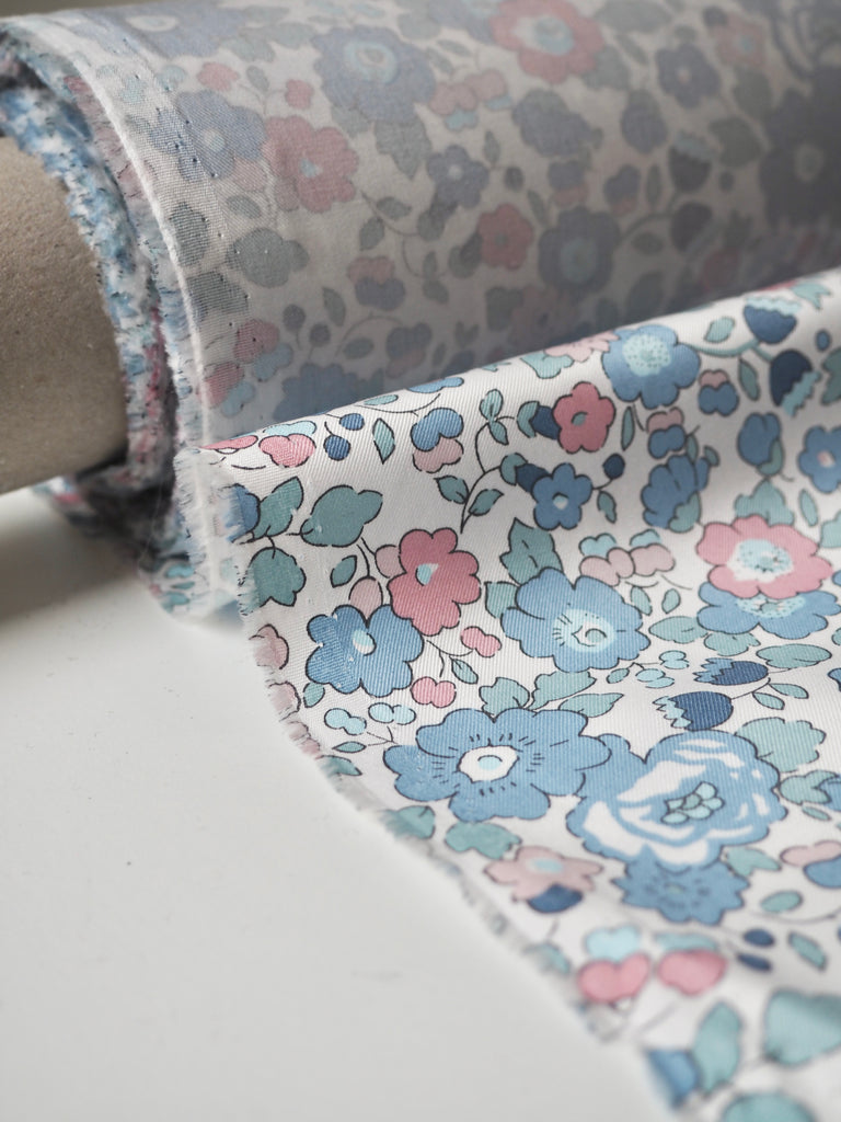 Liberty Blue Betsy Cotton Twill