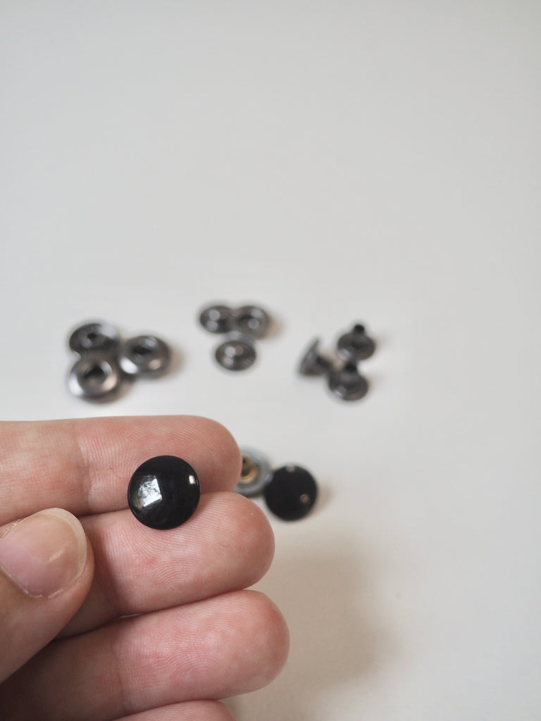 Shiny Black Press Studs 11mm/18L