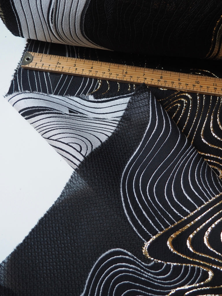 Golden Wave Jacquard Cloqué