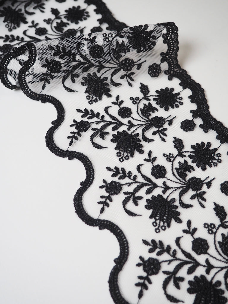 Aphrodite Black Lace Trim 13cm