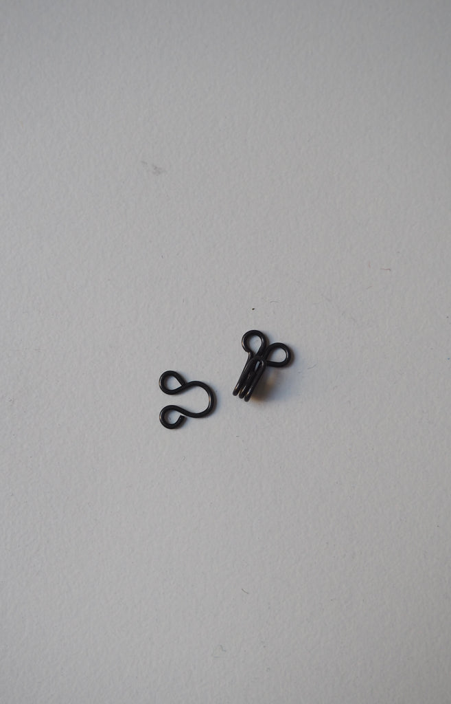 Black Hook and Eye 7mm - 100 pieces