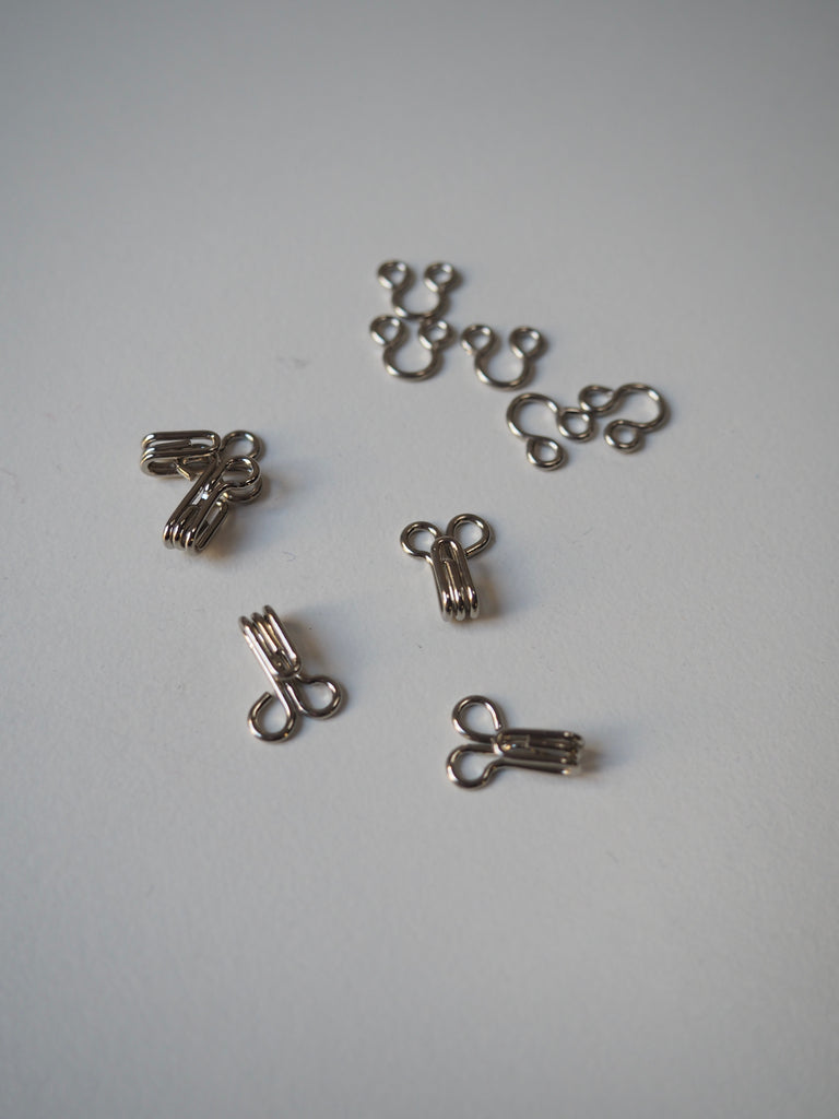 Silver Hook and Eye 12mm - 5 pieces