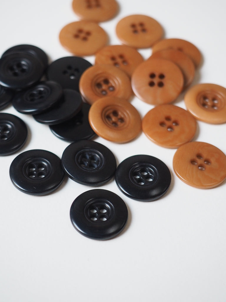 FOLK Target Corozo Buttons 15mm/24L
