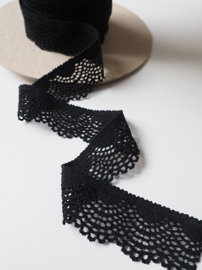 Black Scalloped Stretch Lace Trim