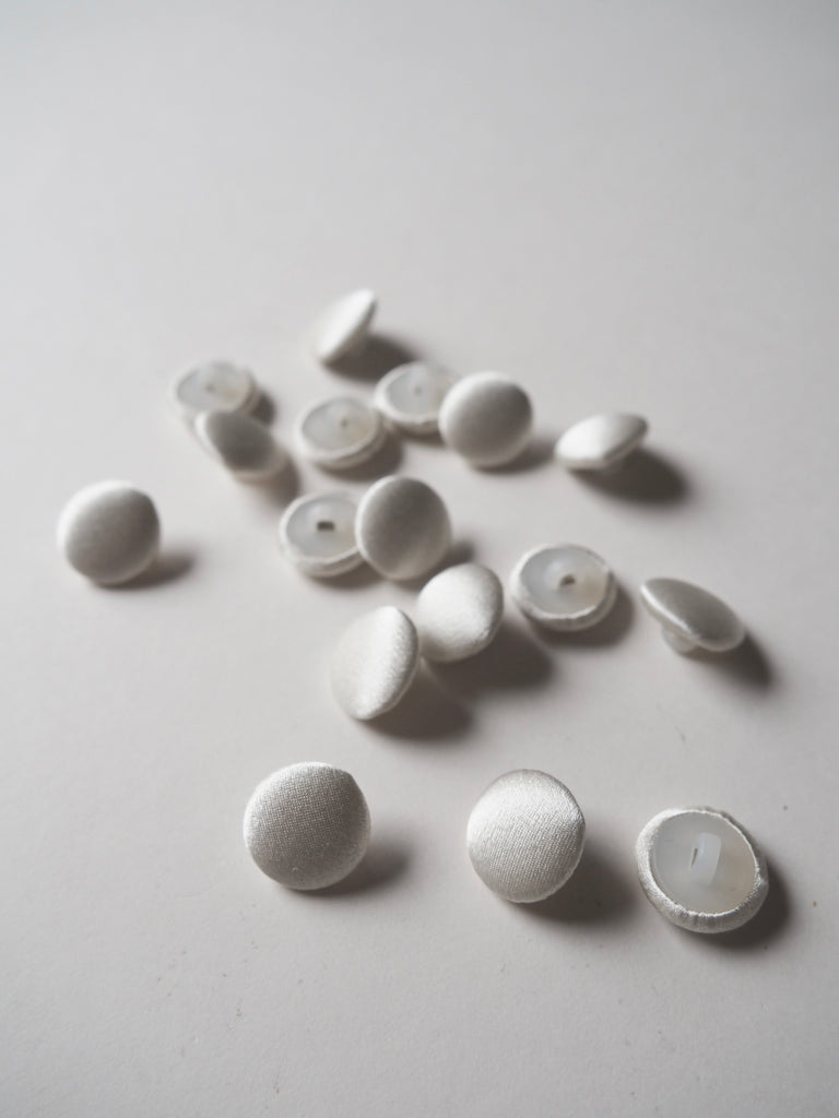 Oyster Satin Covered Button 13mm
