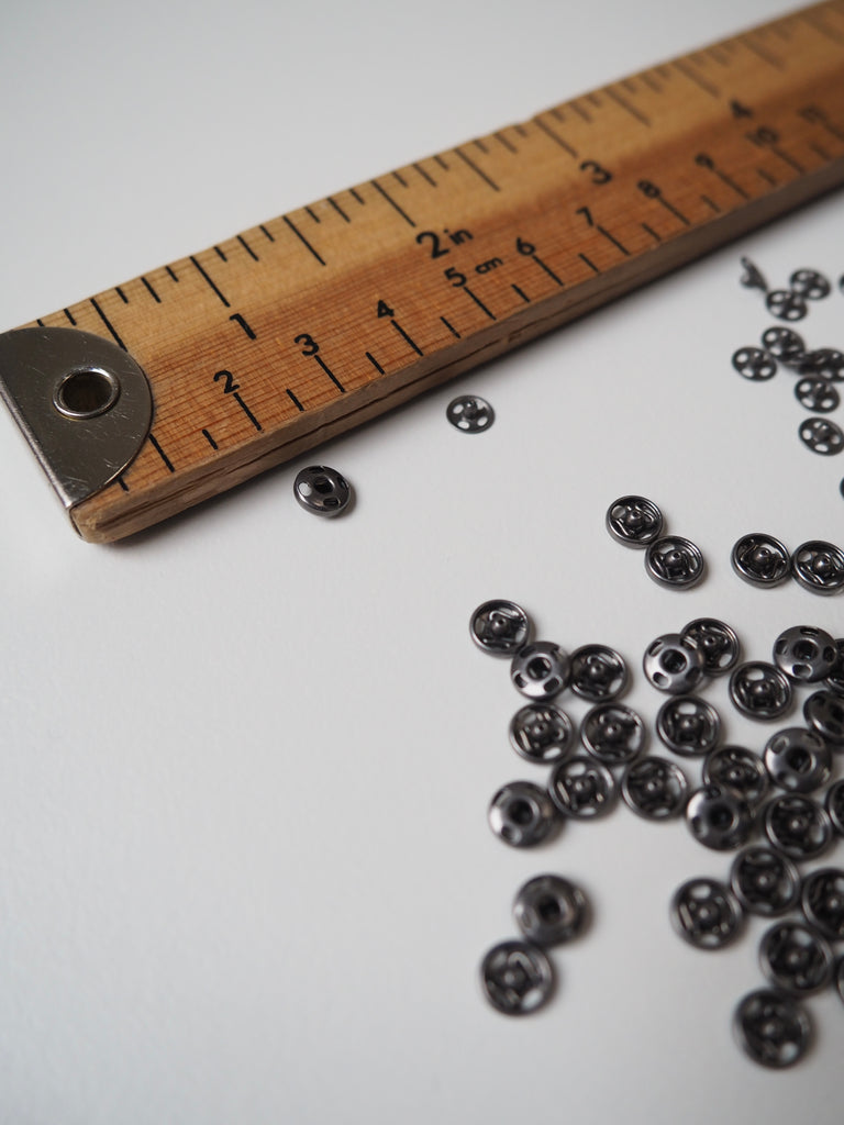 Extra Small Gunmetal Sew-On Press Studs 4mm