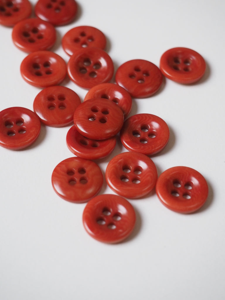 FOLK Rounded Corozo Buttons 13mm/20L